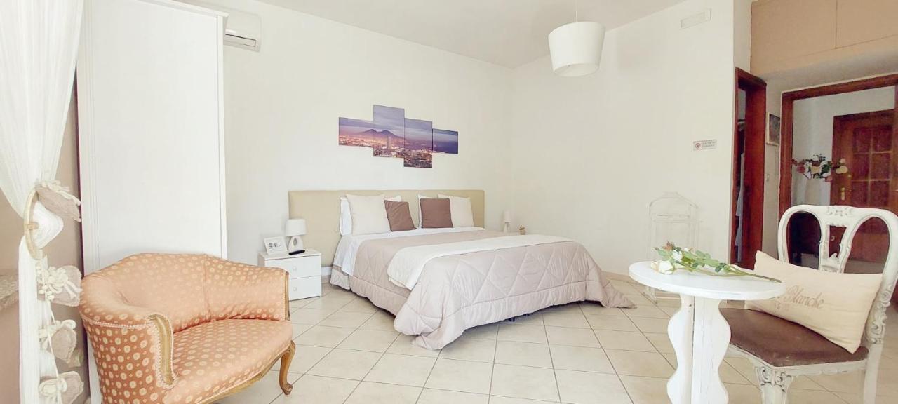 B&B Maison Blanche Помпей Екстериор снимка