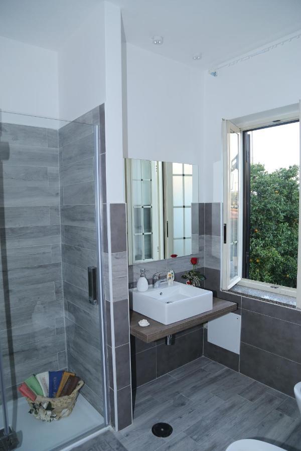 B&B Maison Blanche Помпей Екстериор снимка