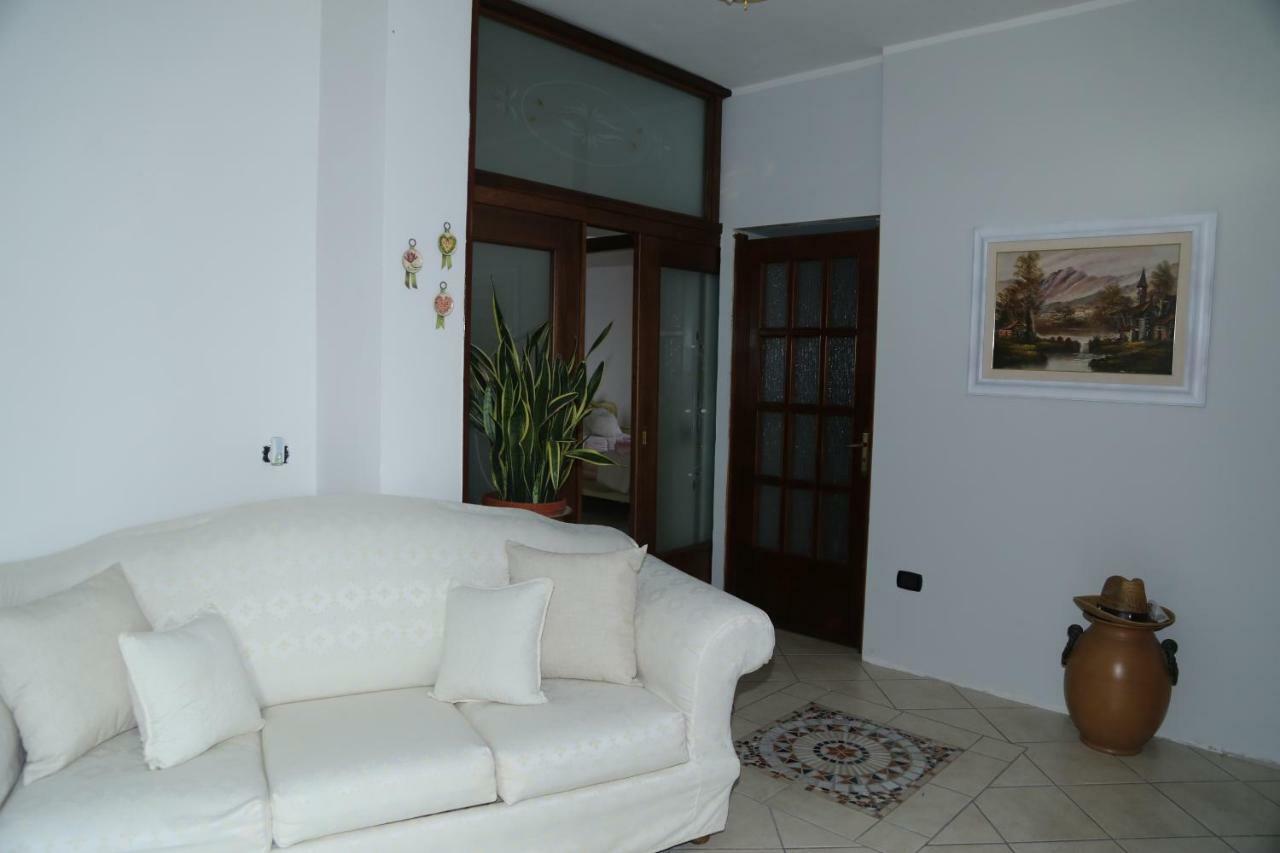 B&B Maison Blanche Помпей Екстериор снимка
